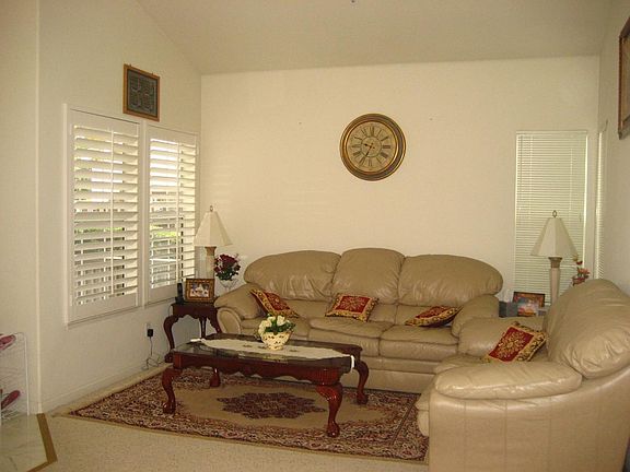 4th image of 4340 Cambridge Way