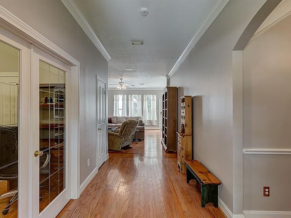 2nd image of 13414 Post Oak Glen Ln