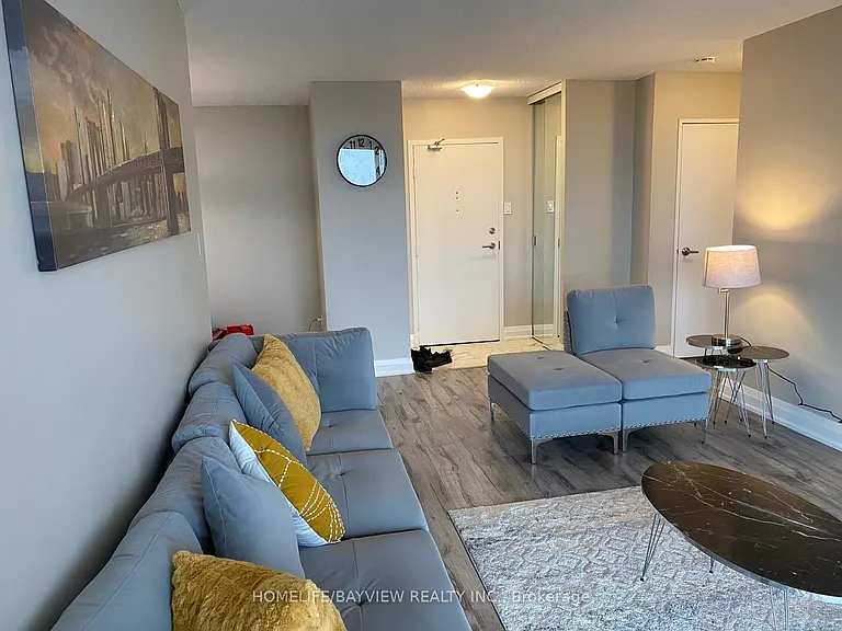 7811 Yonge St #1207 — Photo 12