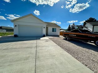 379 N Sunrise Dr, Garden City, UT 84028