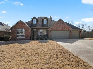 19700 E 50th Pl S, Broken Arrow, OK 74014