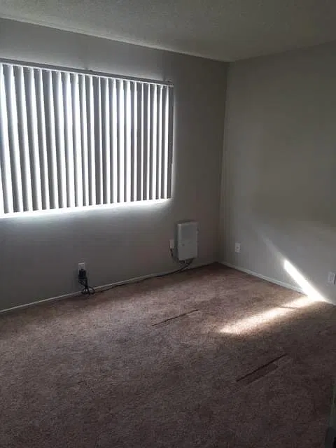 2 bed, 924 sqft, $1,595 — Photo 3