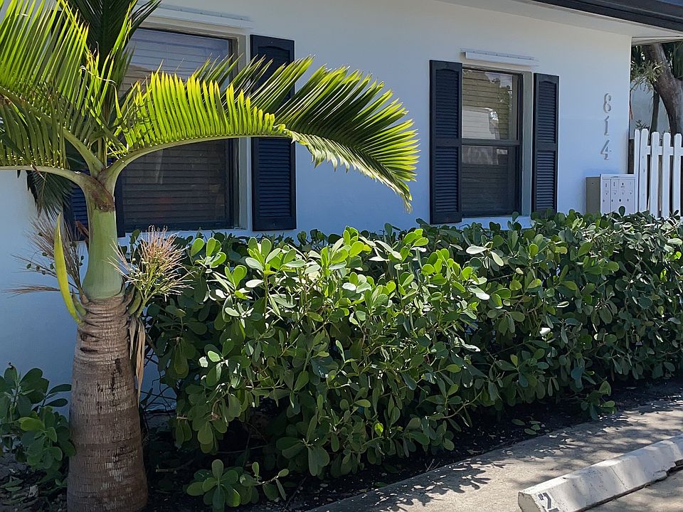 1st image of 814 NE 14th Pl APT 2