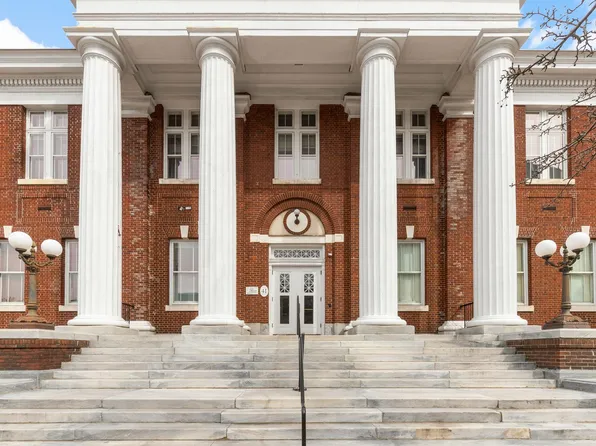 41 North Main Street