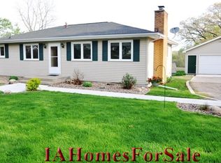 3361 Schmickle Rd, Marion, IA 52302