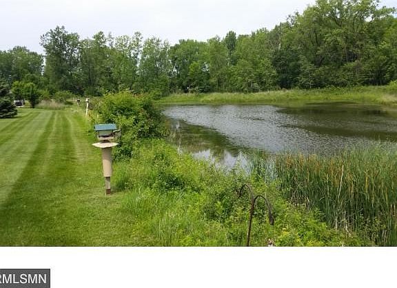 5th image of 817 Garceau Ln