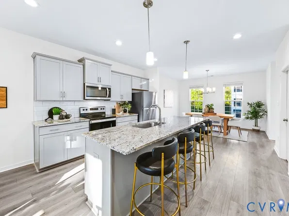 11232 Magill Terrace Dr, Chester, VA 23831