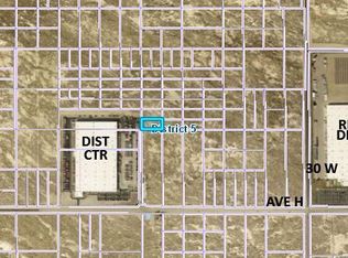 35th St W #G-12, Lancaster, CA 93536