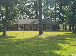 221 Lakeshore Dr, Millbrook, AL 36054