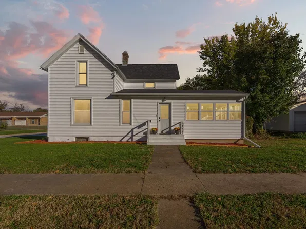 2507 7th St, Emmetsburg, IA 50536