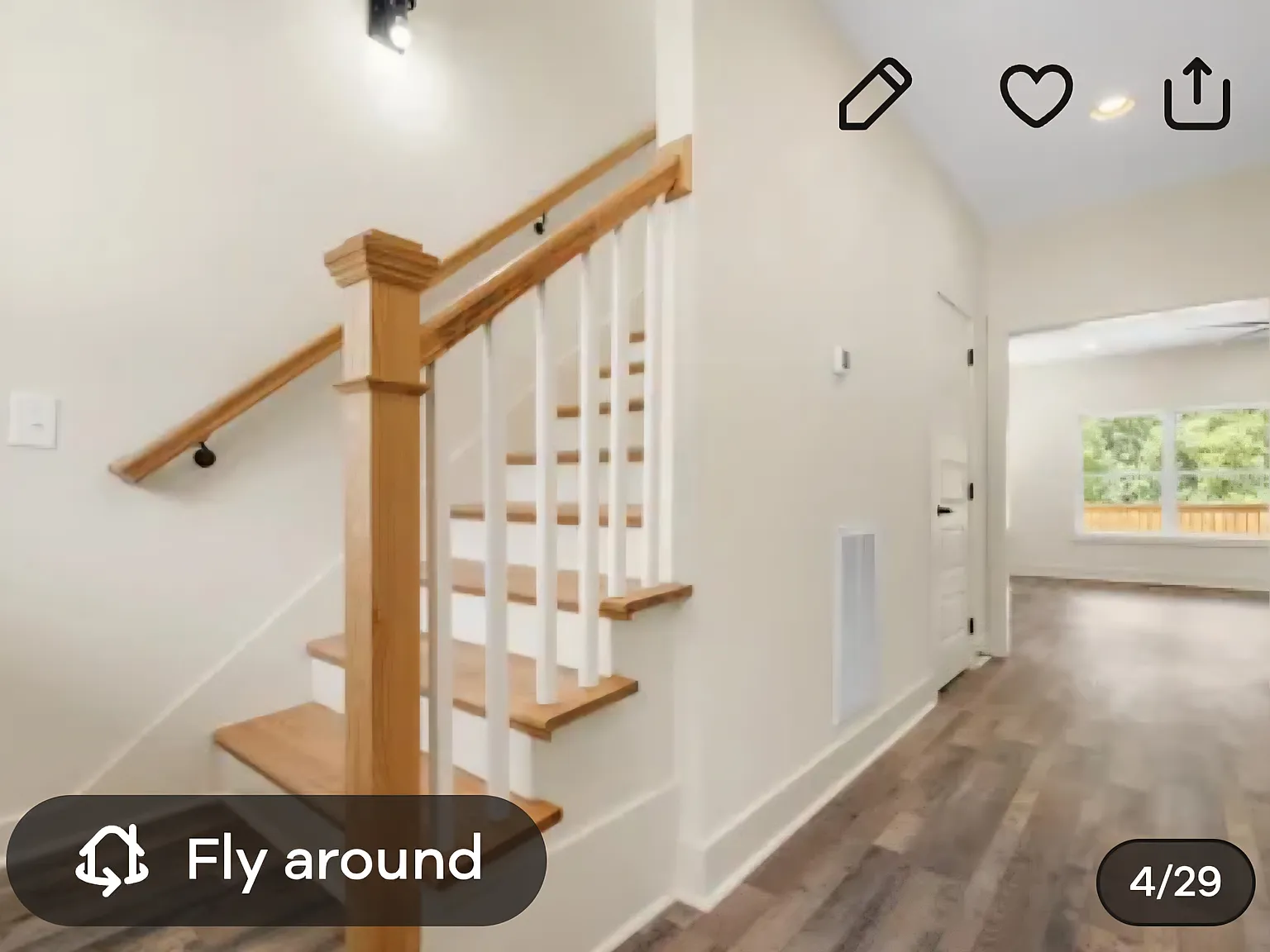 3 bed, 2.5 bath, 2176 sqft, $3,200 — Photo 4