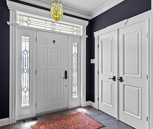 3rd image of 28 Dumbarton Place