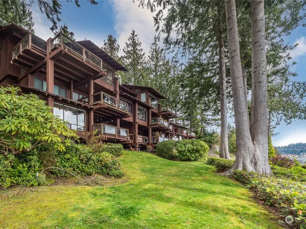 111 North Bay Lane #2, Port Ludlow, WA 98365