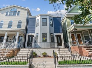 133 W 4th St, Bayonne, NJ 07002