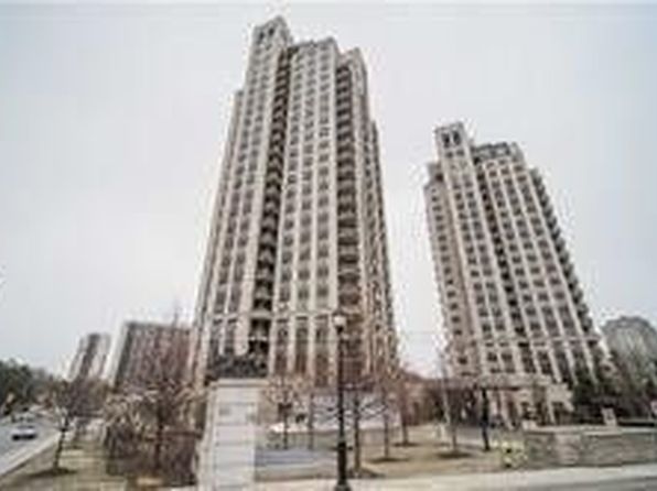 133 Wynford Dr #1203, Toronto, ON M3C 0J5