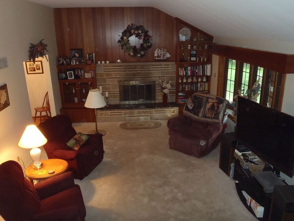2nd image of 263 Brooks Dr