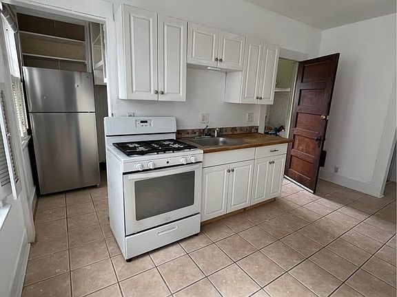 5th image of 412 Central Ave #1