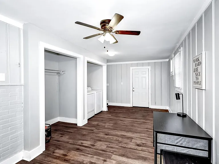 2604 Holmes Ave NW — Photo 12