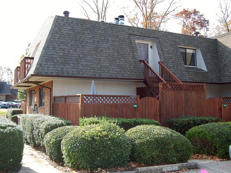 2nd Floor Condo with private deck