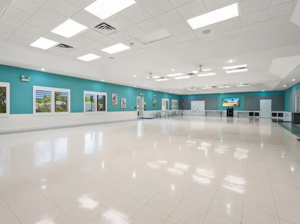 5681 Travelers Way, Fort Pierce, FL 34982