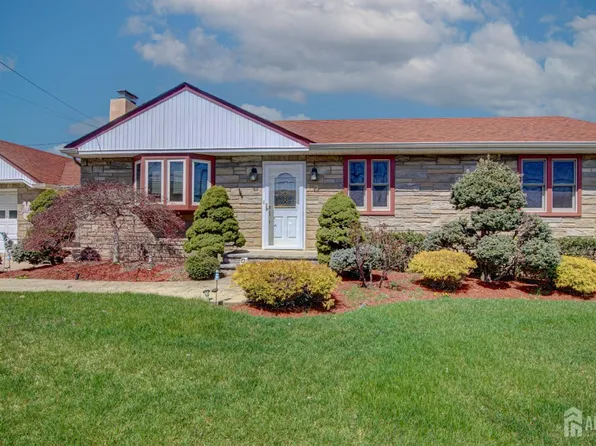 36 Willow St, South Amboy, NJ 08879