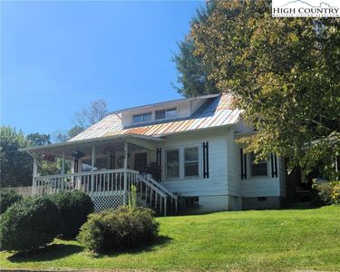 585 George's Gap Road, Vilas, NC, 28692
