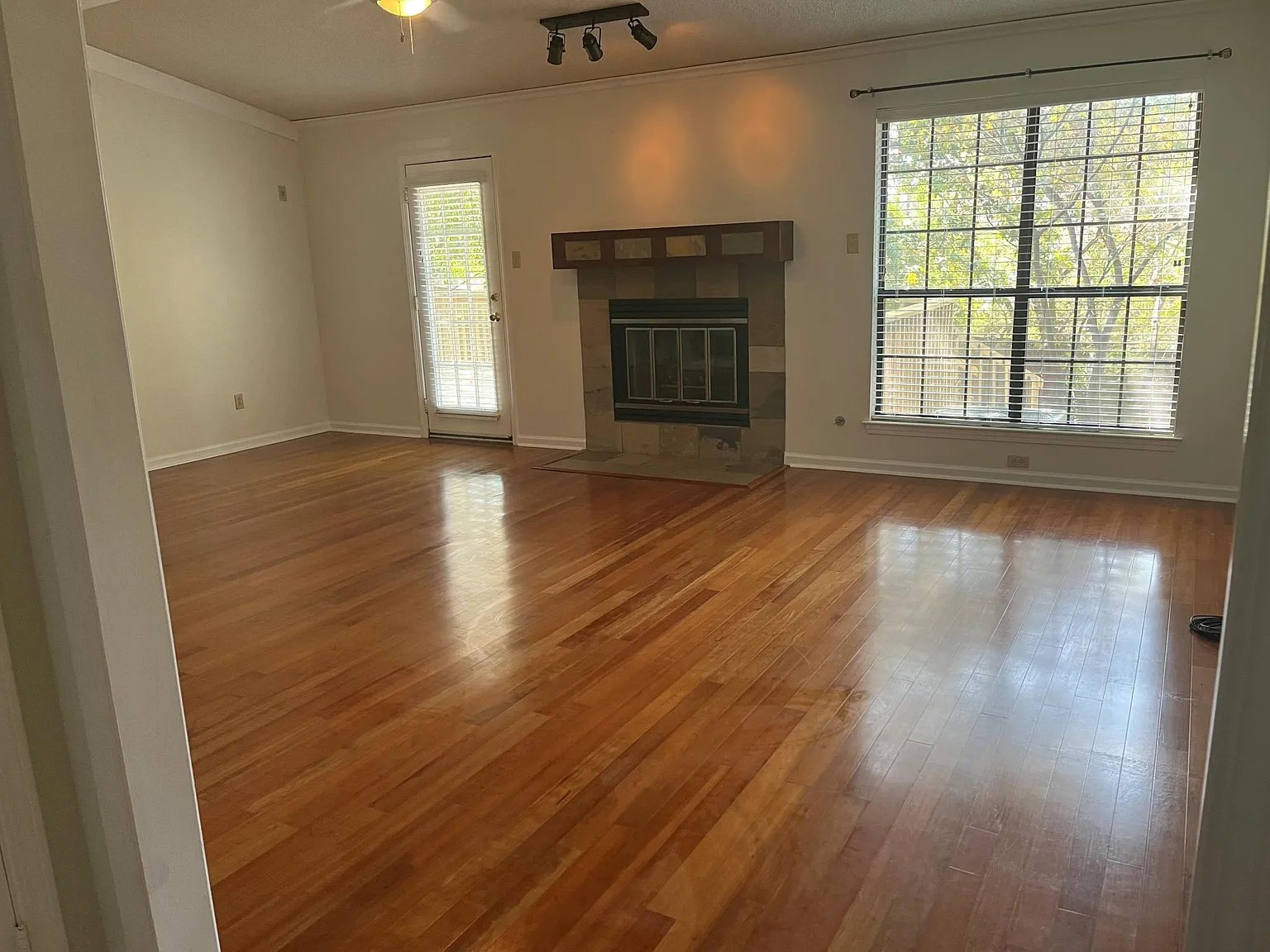 4224 Sugar Maple Ln — Photo 4