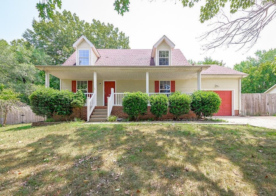 1st image of 435 Kelsey Dr
