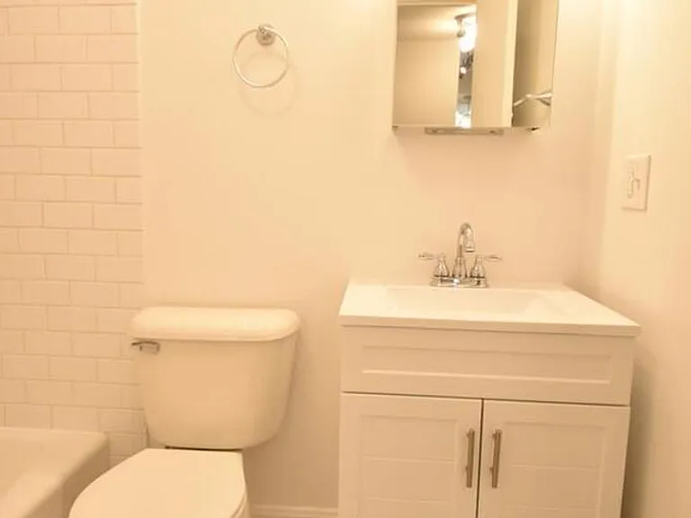 518 Oakland Park Ave — Photo 8