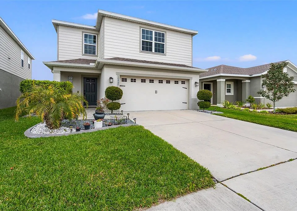 10480 Hawks Landing Dr
