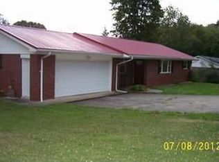 5266 Ridgecross Dr, Cross Lanes, WV 25313