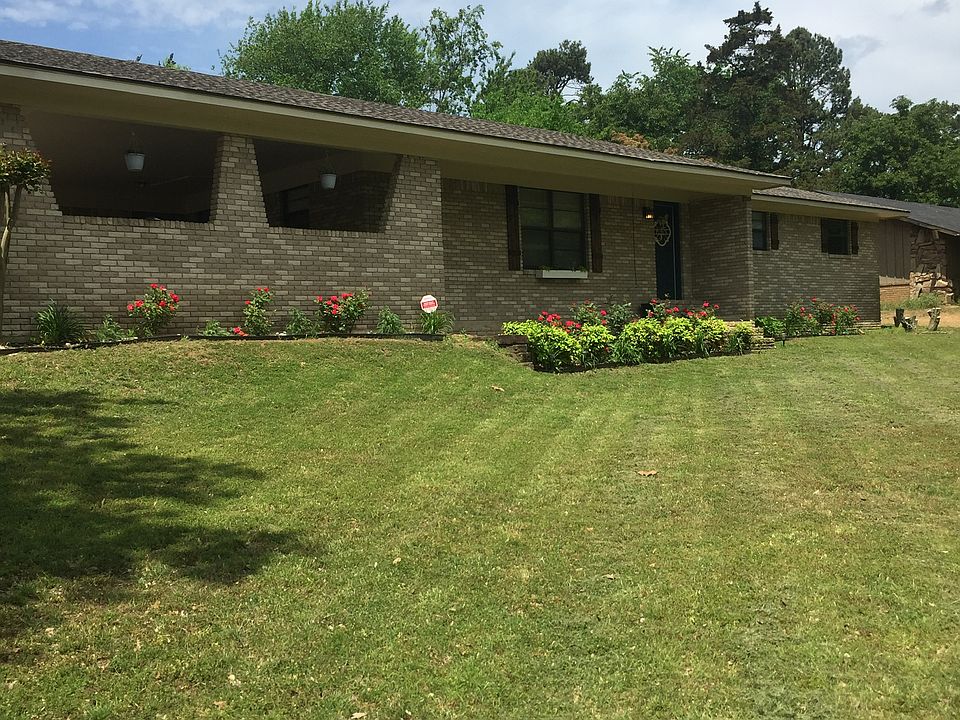 1st image of 318 Tanglewood Dr