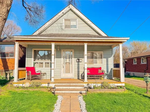 717 Knox Ave, Hamilton, ON L8H 6K7