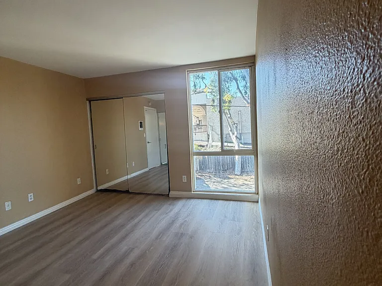 4860 Rolando Ct #15 — Photo 16