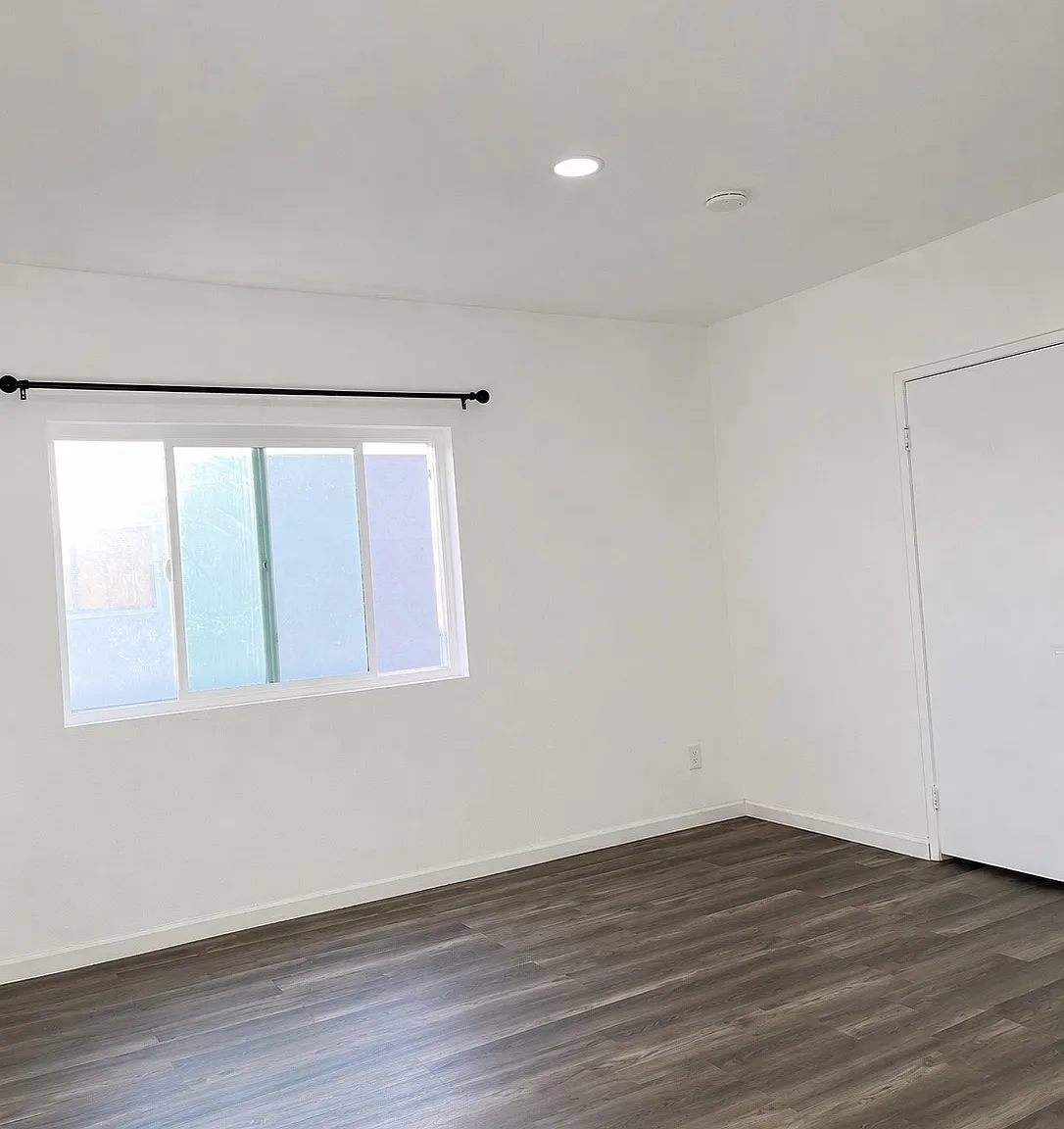 2 bed, 1300 sqft, $2,900 — Photo 4