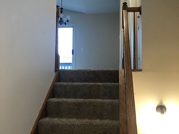 2nd image of 1067 Woodhill Ct #1067