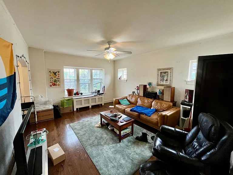 2631 N Cramer St — Photo 2
