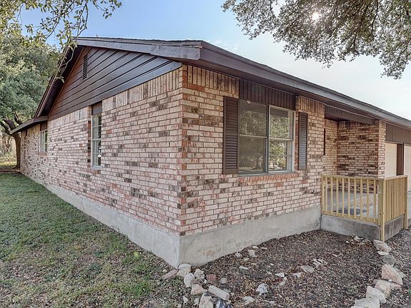 4th image of 105 Palo Verde Dr