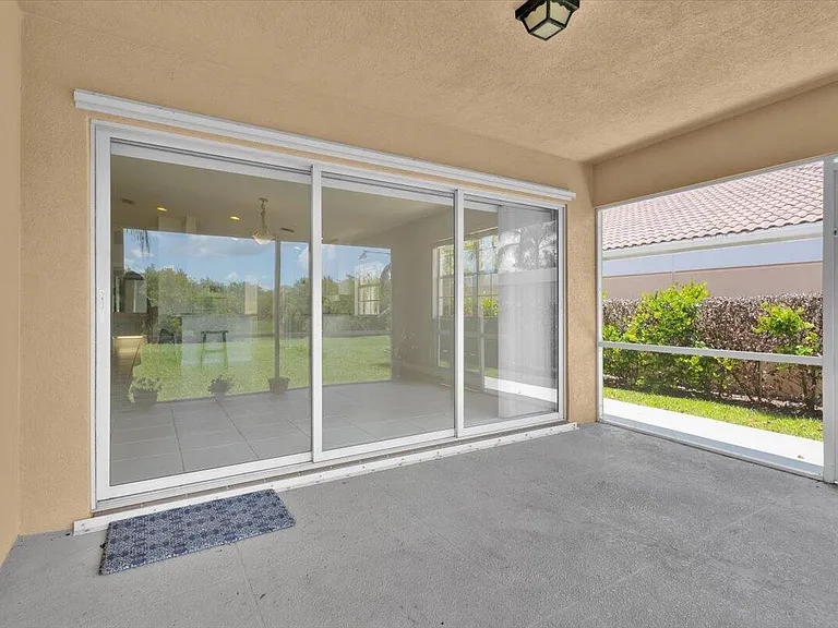 10882 SW Dardanelle Dr — Photo 43