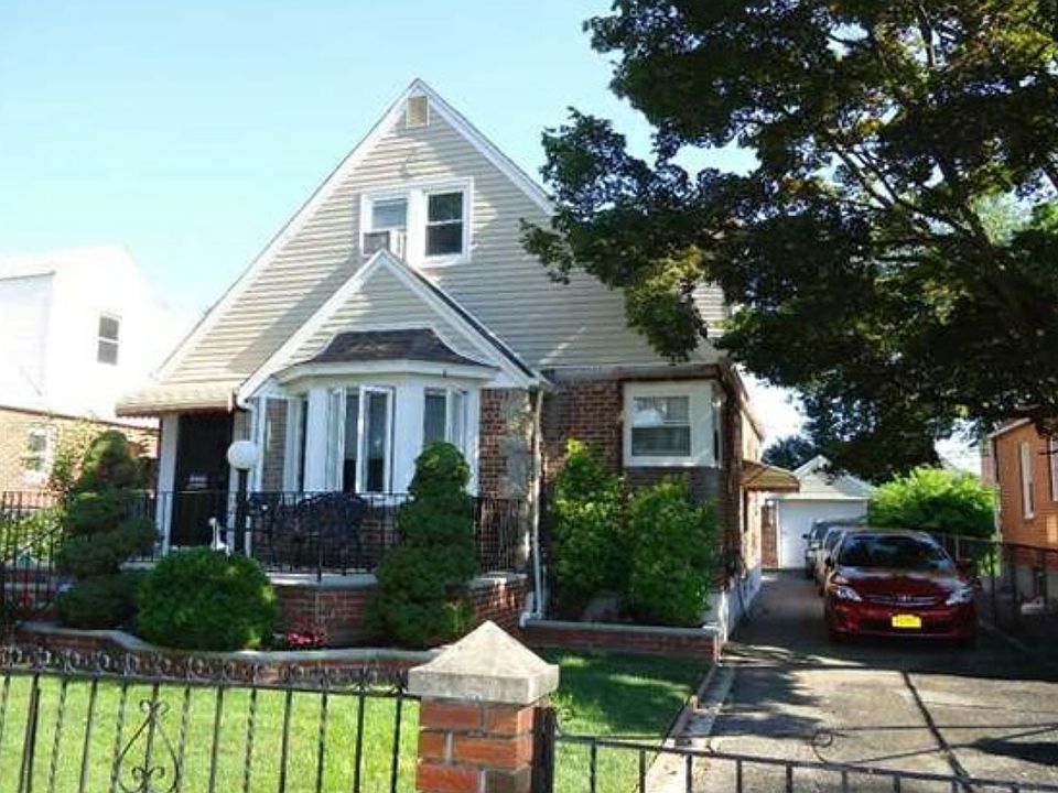 1st image of 119 226th St