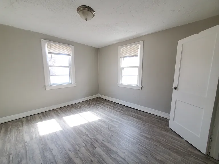 8340 Eton Pl — Photo 11