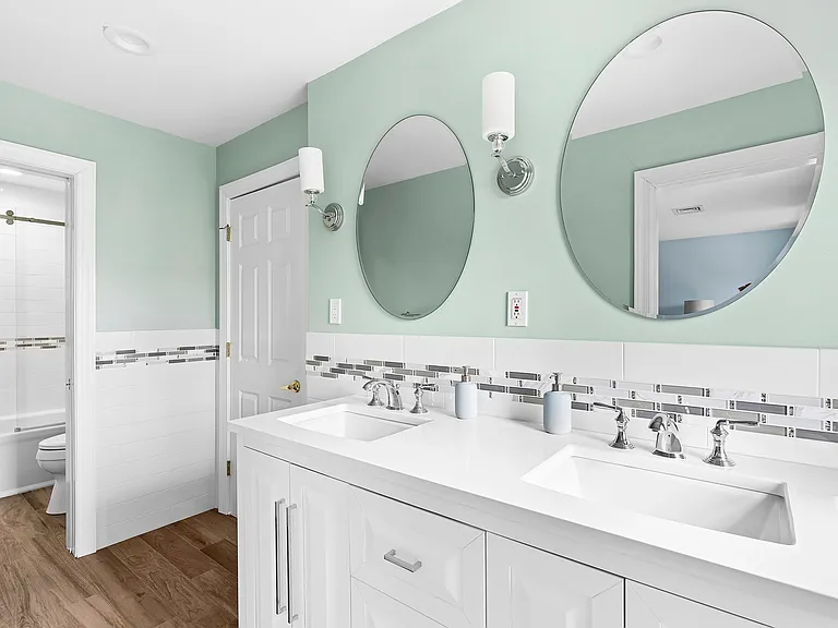 176 Beach Ln — Photo 13