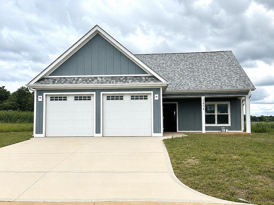 2nd image of 2454 Sandstone Dr