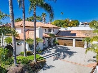 7704 Rocio St, Carlsbad, CA 92009
