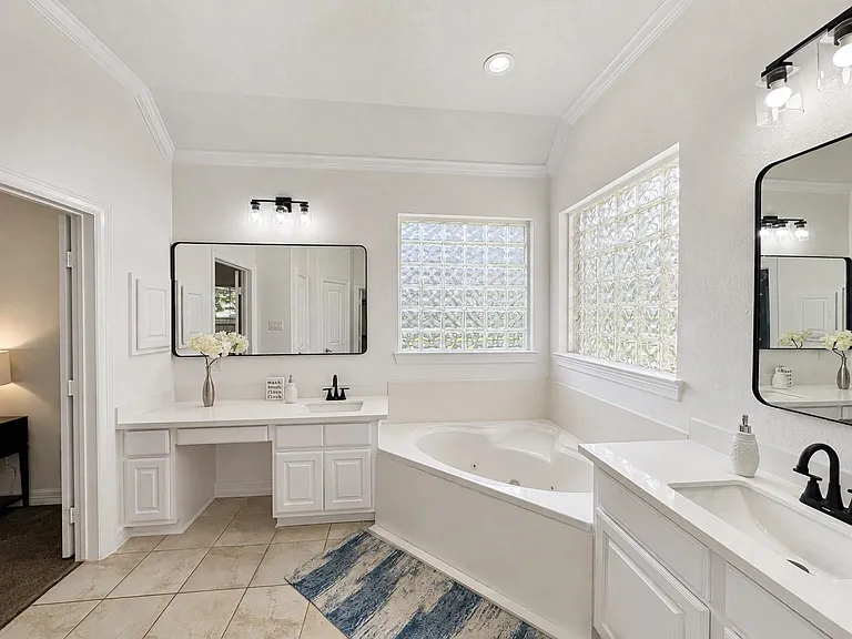 3301 Elm Creek Dr — Photo 28