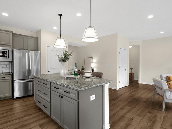 3rd image of 1584 Nettle Ct