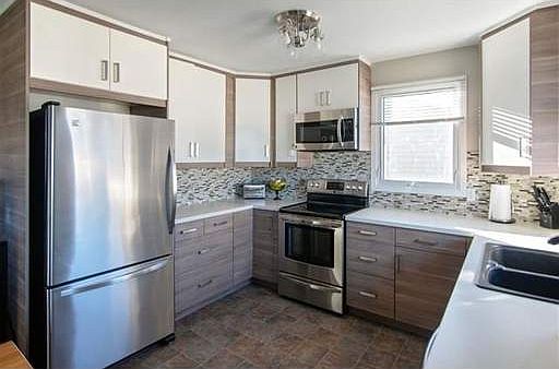 2nd image of 4112 47th St