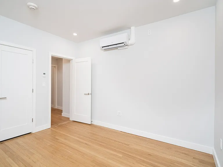 19 Forest St #23 — Photo 7