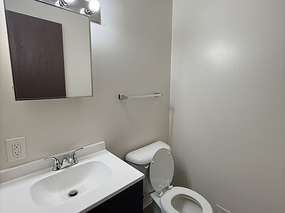5th image of 1482-1488 Longfellow Ave #1484