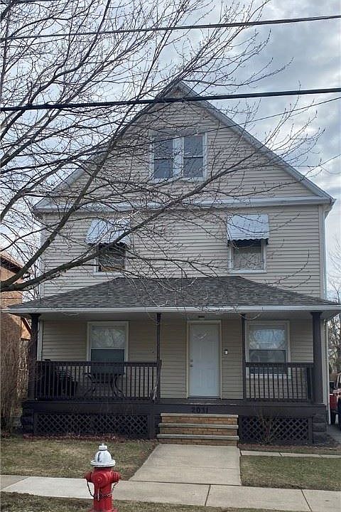 1st image of 2031 Robin St #2